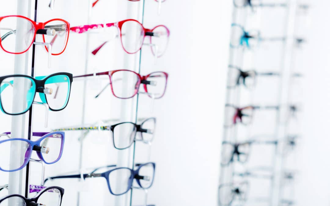 How to Choose Glasses for Your Face Shape (With Local Examples)